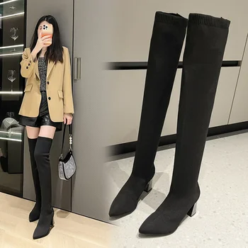 Новые женские осенне-зимние 2022 Эластичные сапоги выше колена на толстом каблуке, узкие сапоги с острым носком, вязаные носки, обувь